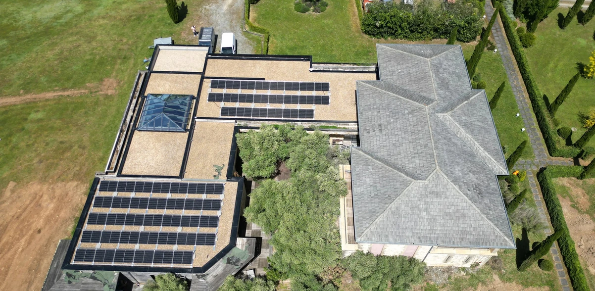 Installation photovoltaïque sur maison individuelle à Veyrines-de-Vergt